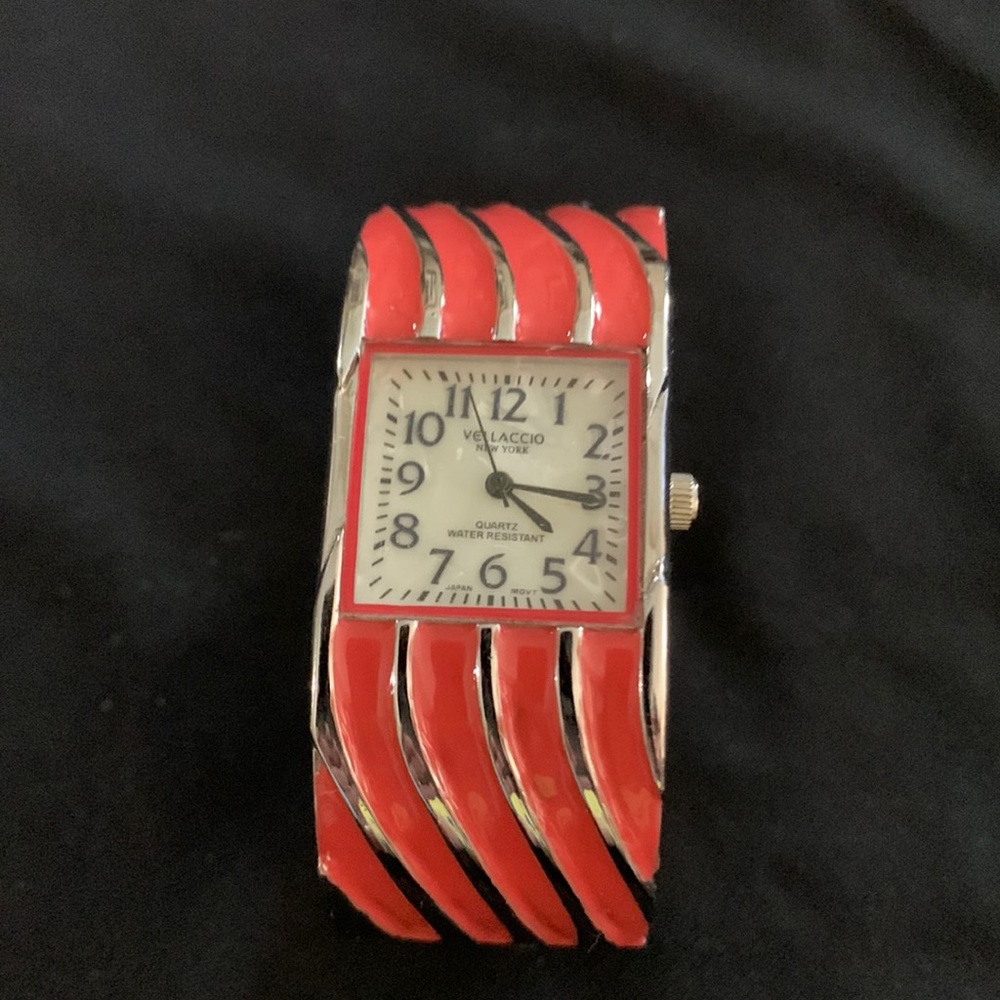 Fashion Jewelry-Cuff Bracelet Watch EUC